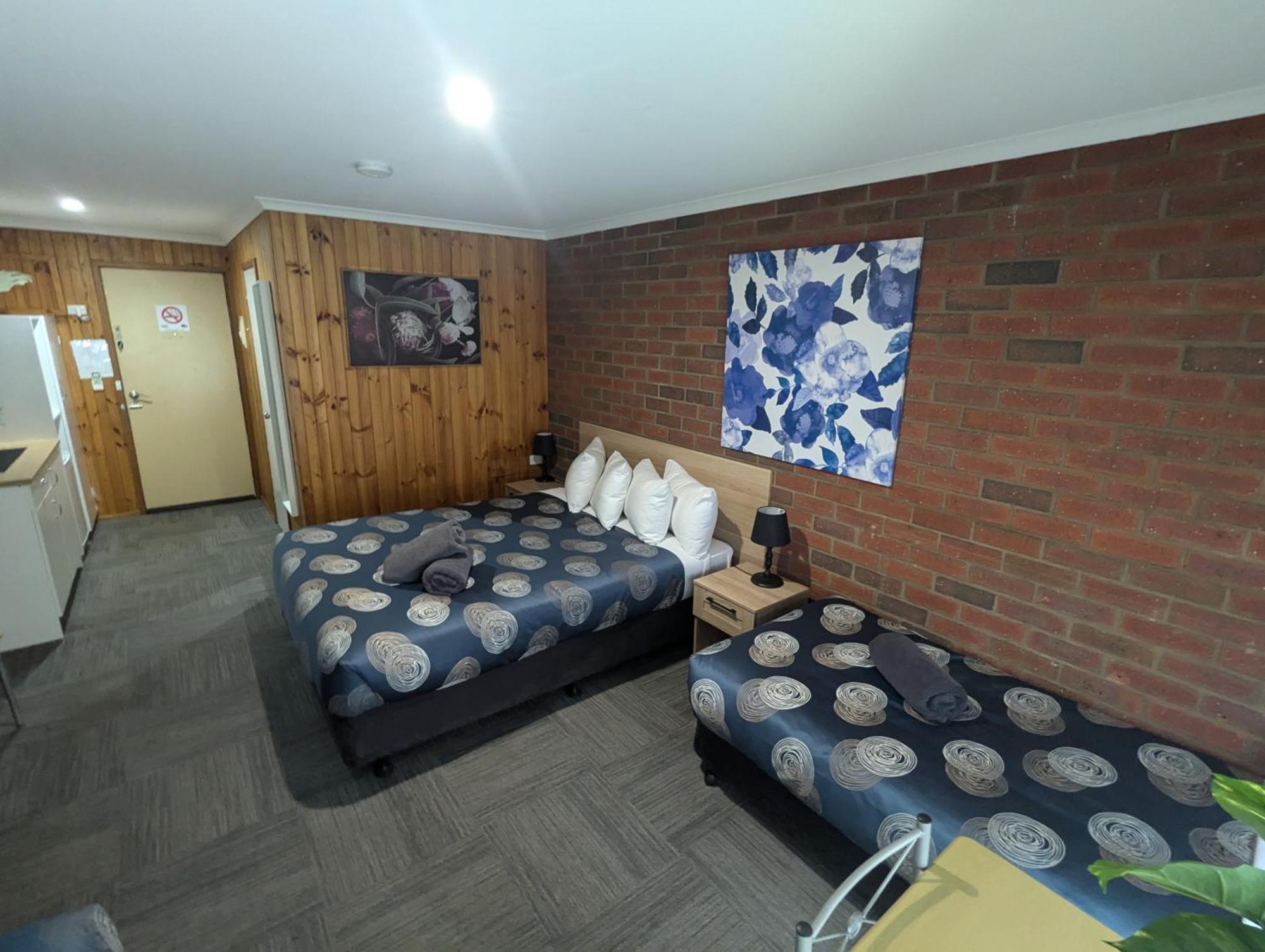 Kyabram Country Motel Экстерьер фото